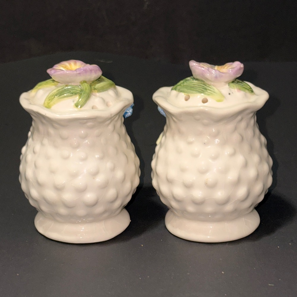 Fitz & Floyd Bluebirds Floral Ceramic Salt Pepper Shaker Set White Hobnail - Picture 8 of 16